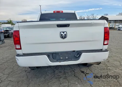 2016 Ram 1500 St z USA, uszkodzony, nr VIN 1C6RR6FG1GS327243
